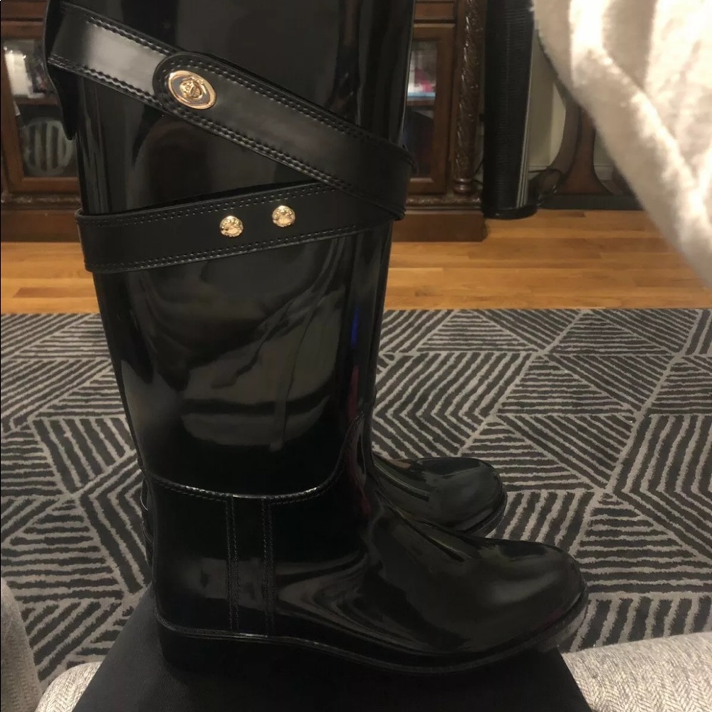 Coach rain boots size 6